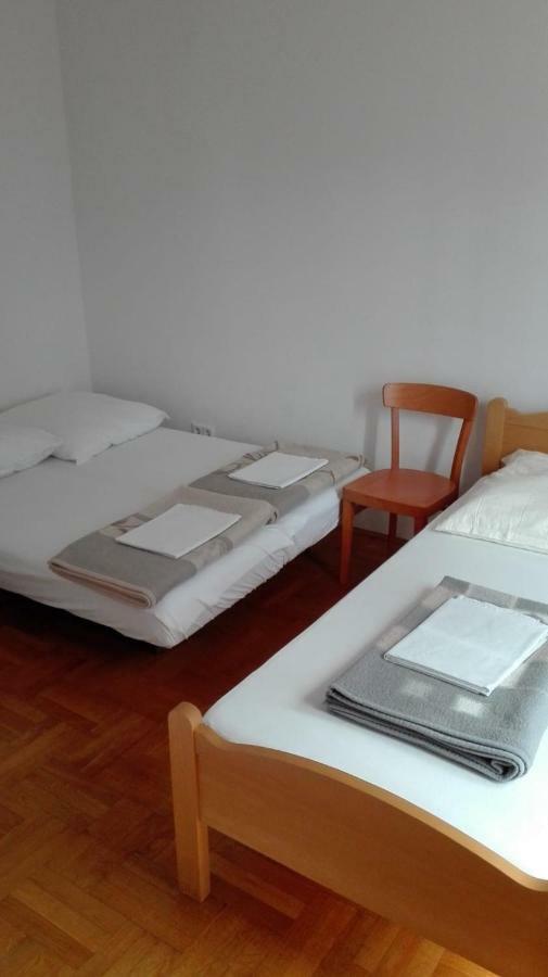 Apartmani "Radi" Baska Voda Exterior photo